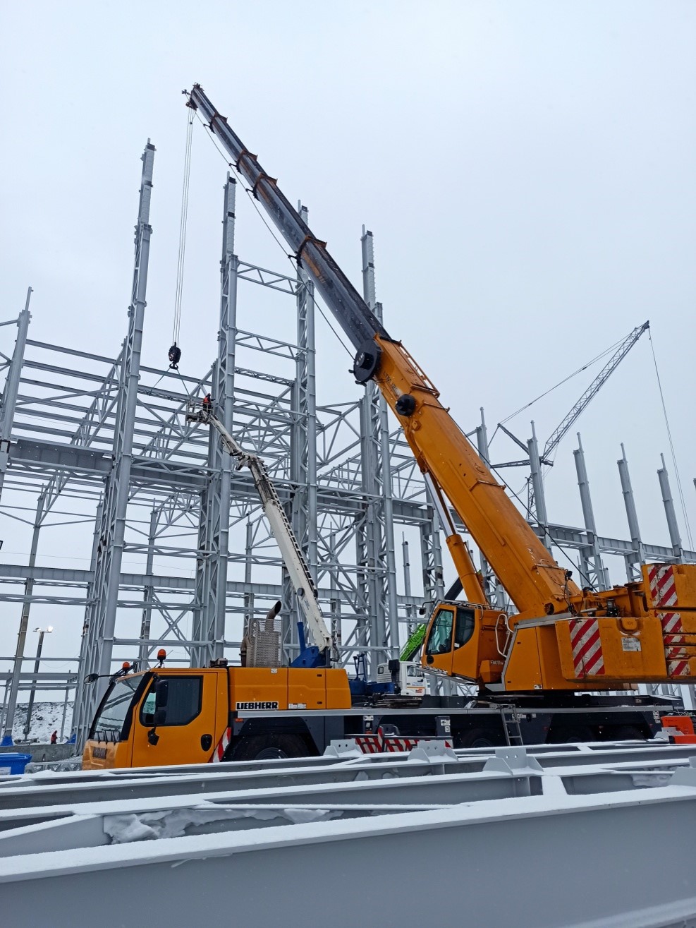 Строительство комплексов сгущения КС-1, КС-2 и пульпонасосной станции (ПНСКК) для АО «ЕВРАЗ КГОК» фото